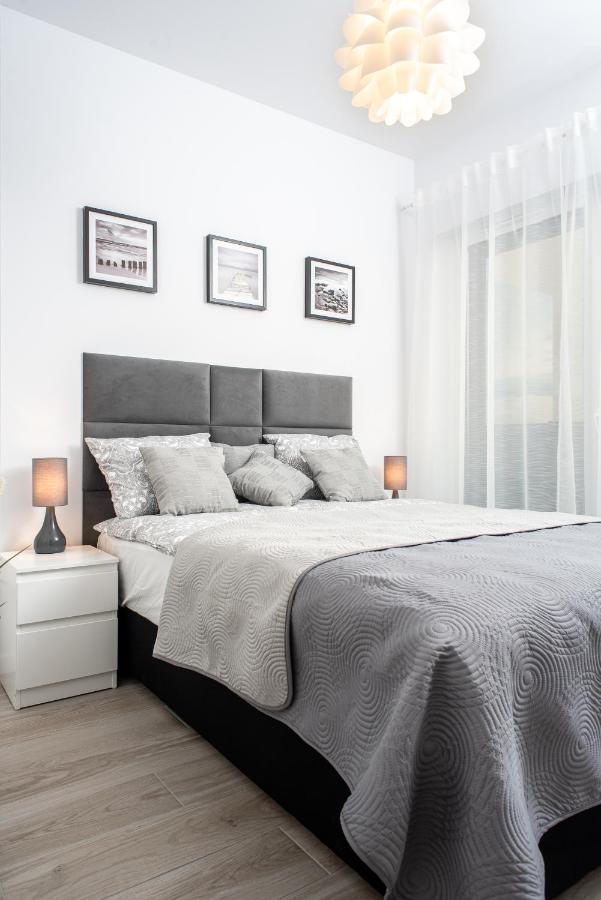 Apartament Sea Holiday โควอบเซก ภายนอก รูปภาพ